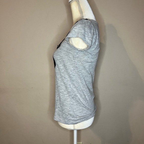 ⭐️ LOFT Black Bow Accent Top - Picture 2 of 7